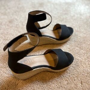 SOUL Naturalizer Black Wedge Shoes with Elegant Design